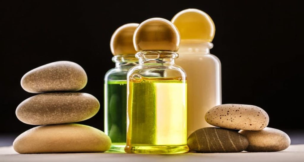 راهنمای انتخاب بهترین روغن برای ماساژ