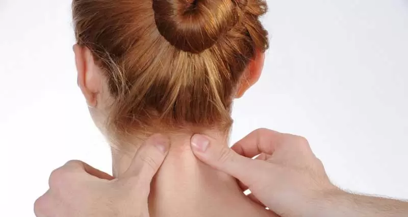 نکات مهم برای استفاده از ماساژ برای تسکین درد گردن